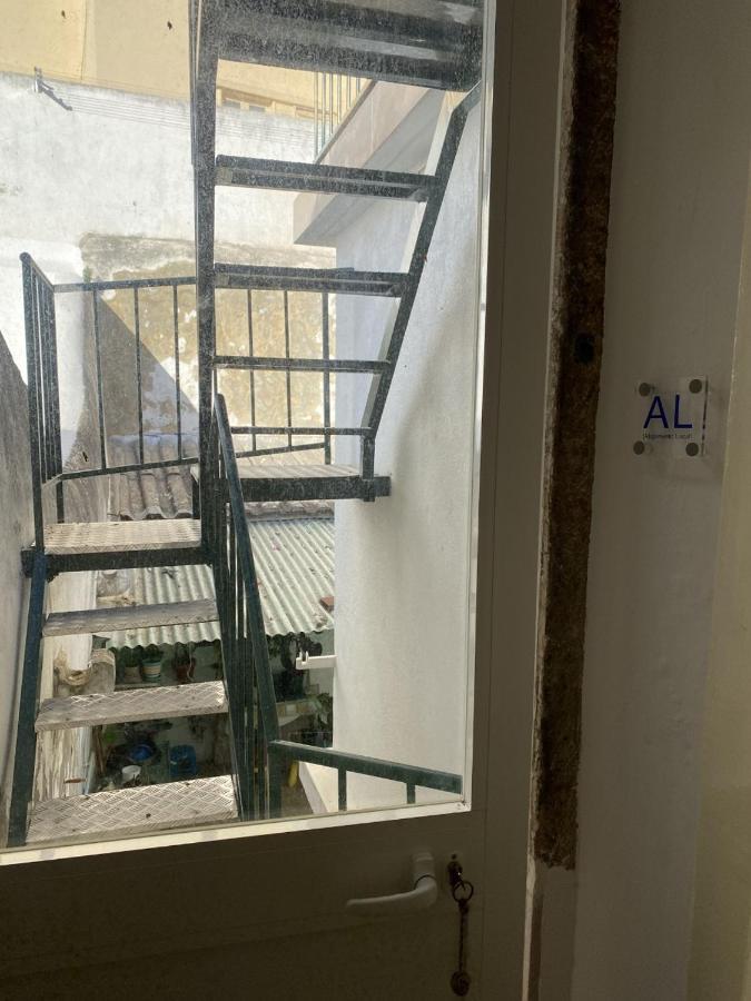 Moderno Apartamento Em Bairro Tipico Lisboeta Lisbon Exterior photo